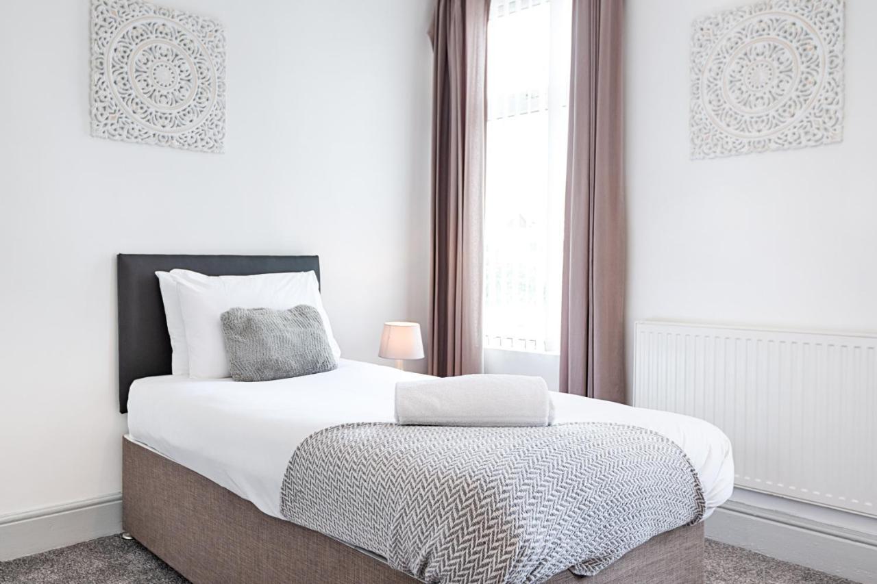 Walk To Swansea Stadium, 3 Rooms, Smart Tv'S Exterior foto